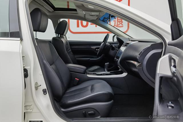 Nissan Teana 2015 2.0 L XL-Sporty — фото 17