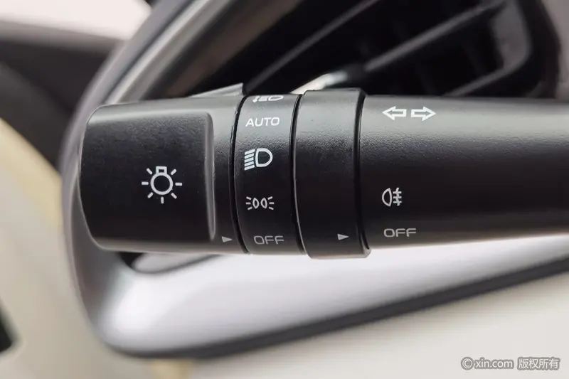 Geely Galaxy Starwish — фото 10