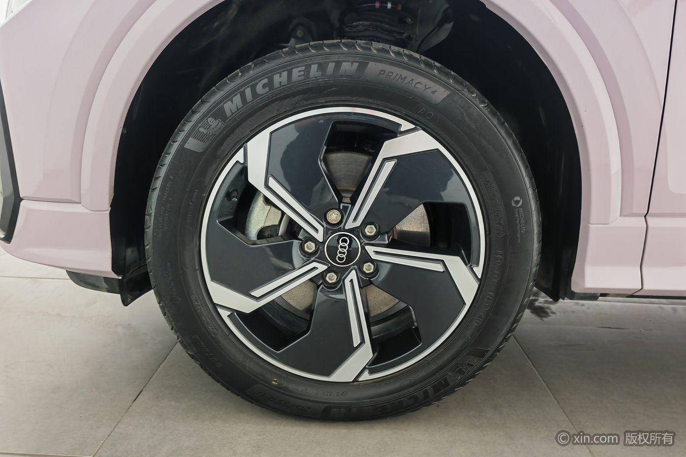Audi Q2L e-tron 2022 Smart
