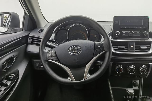 Toyota YARIS L 2022 X 1.5 L CVT PLUS — фото 14