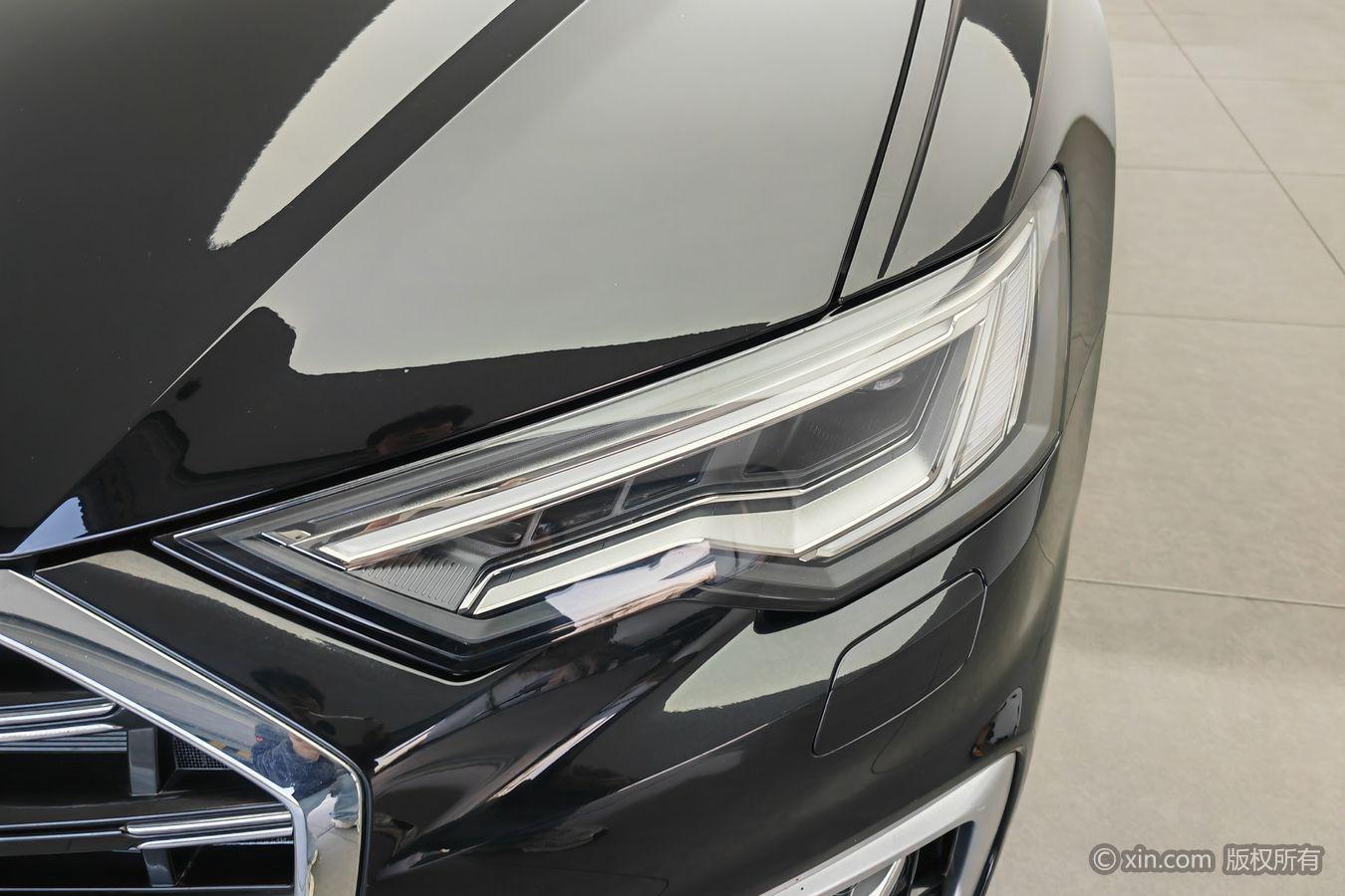 Audi A6L 2023 40 TFSI Luxury