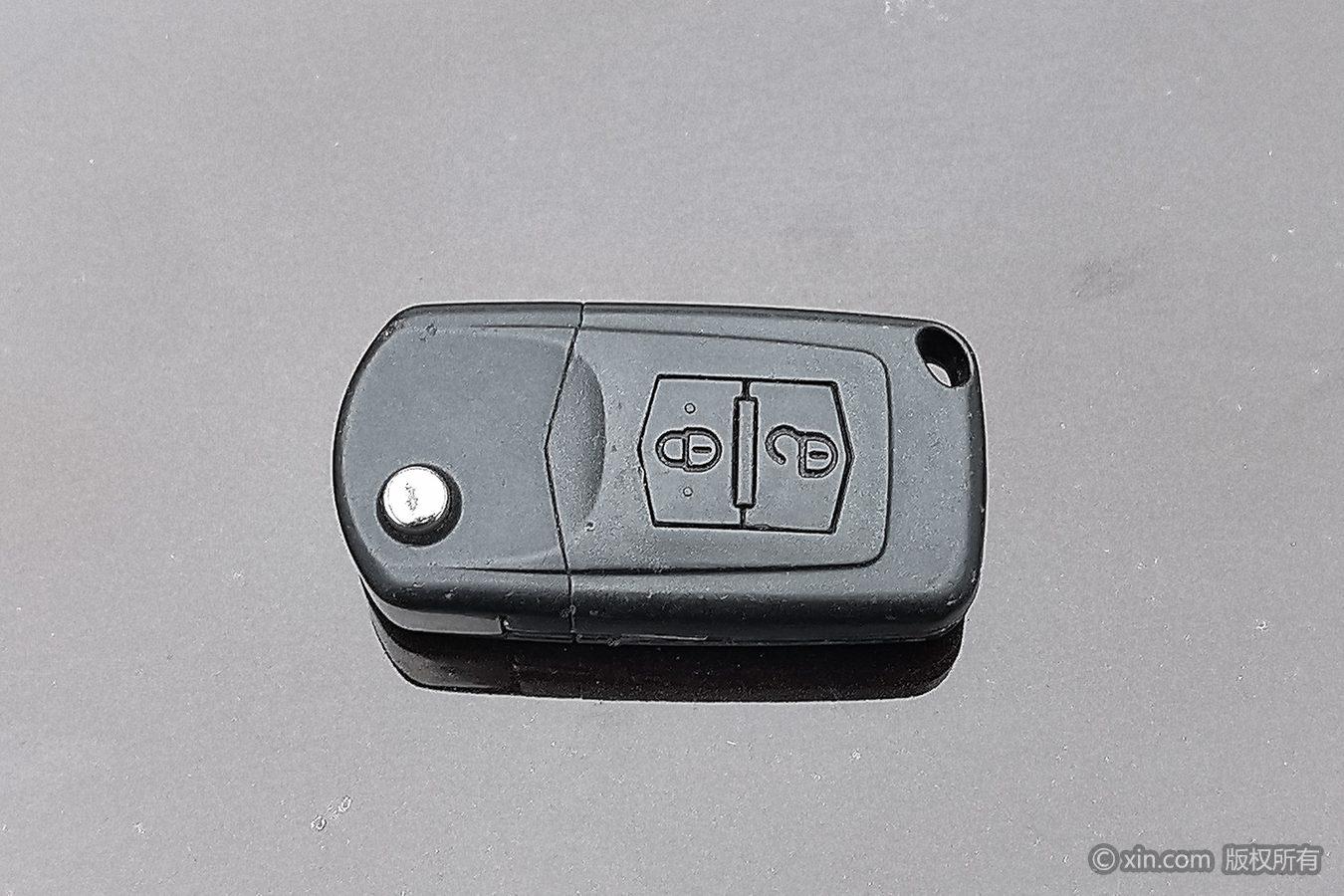 FAW S80 2015 1.5L AT 5 мест