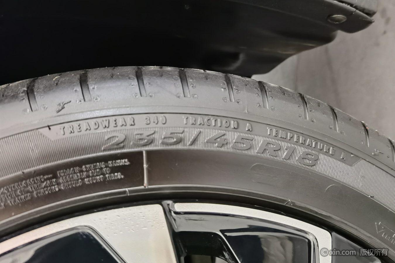 Volkswagen Passat 2023 380TSI Luxury