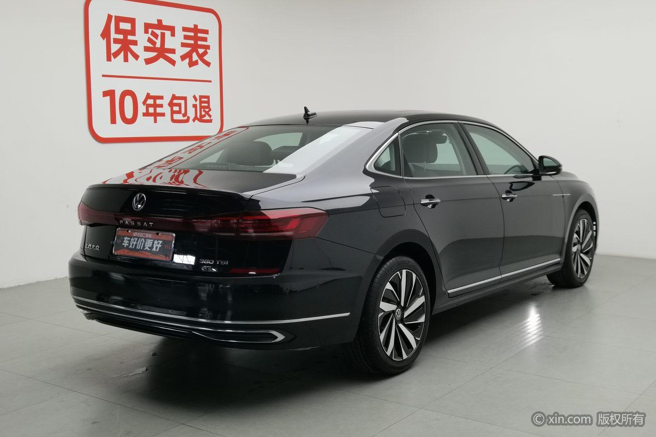 Volkswagen Passat 2023 380TSI Luxury