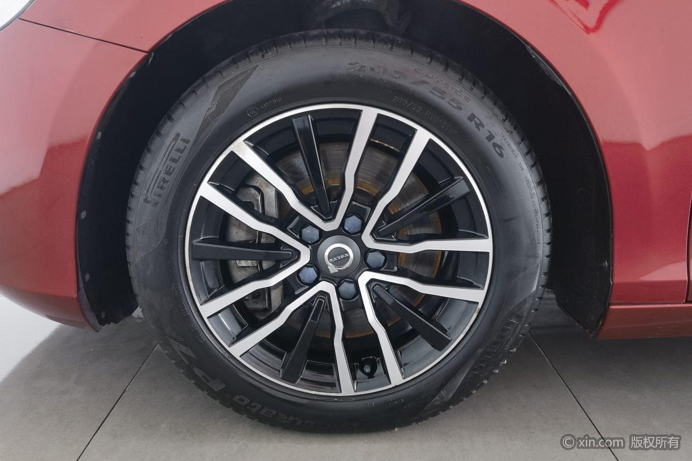 Volvo V40 2017 T3