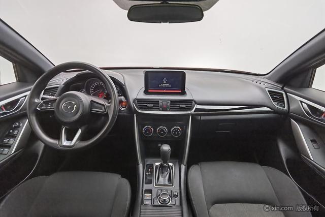 Mazda CX-4 2018 2.0 L AT 2 WD VI — фото 12