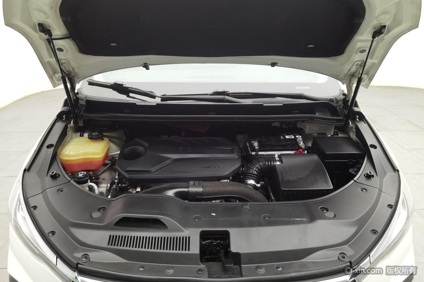 BYD Song MAX MAX 2021 1.5T AT Luxury 6 мест