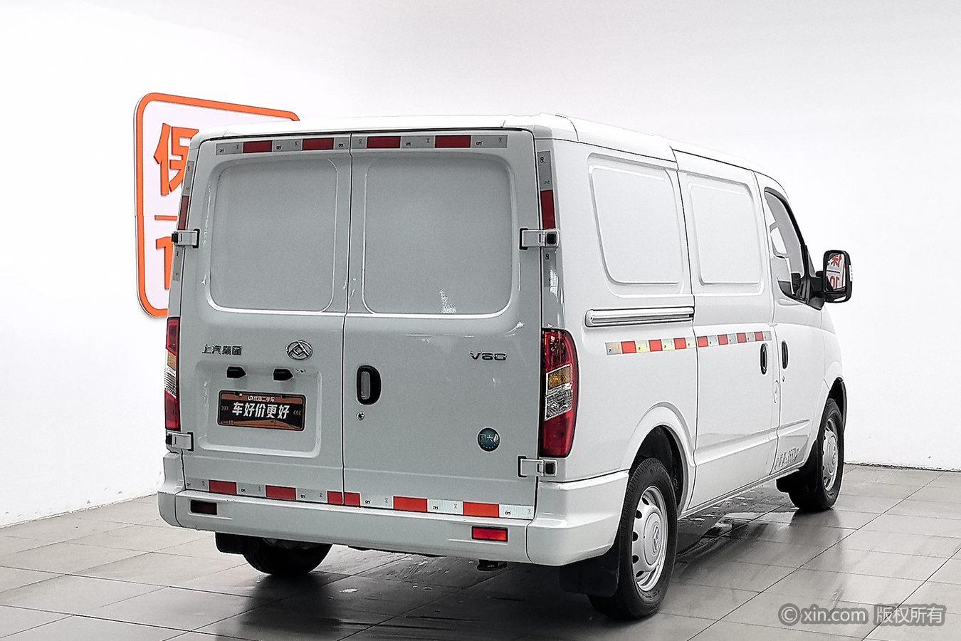 Maxus V80 2023 2.0T MT 3 мест
