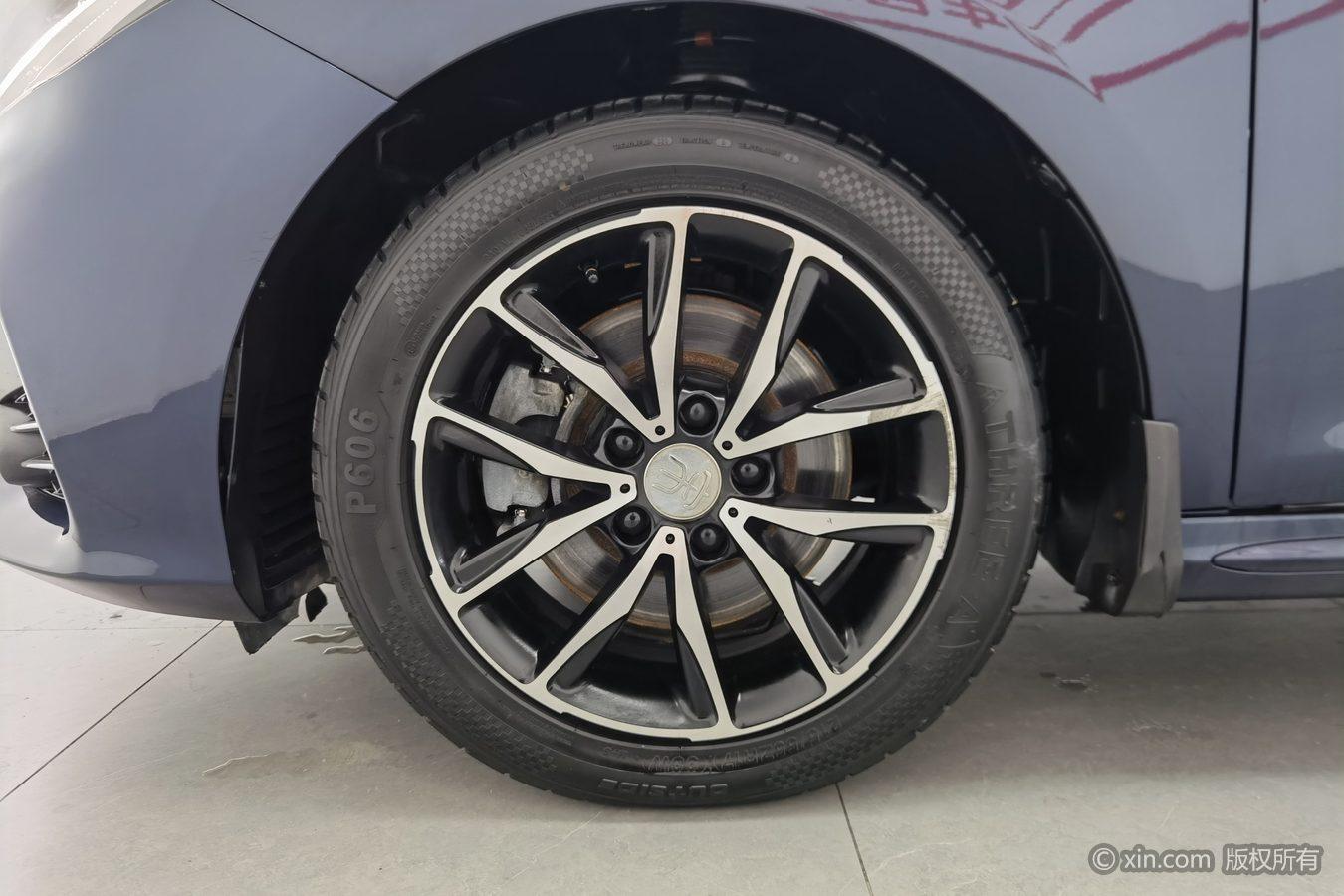 BYD Song MAX MAX 2018 1.5T AT Flagship 7 мест
