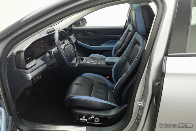 Lincoln Z 2024 2.0 T 2 WD Hybrid — фото 17