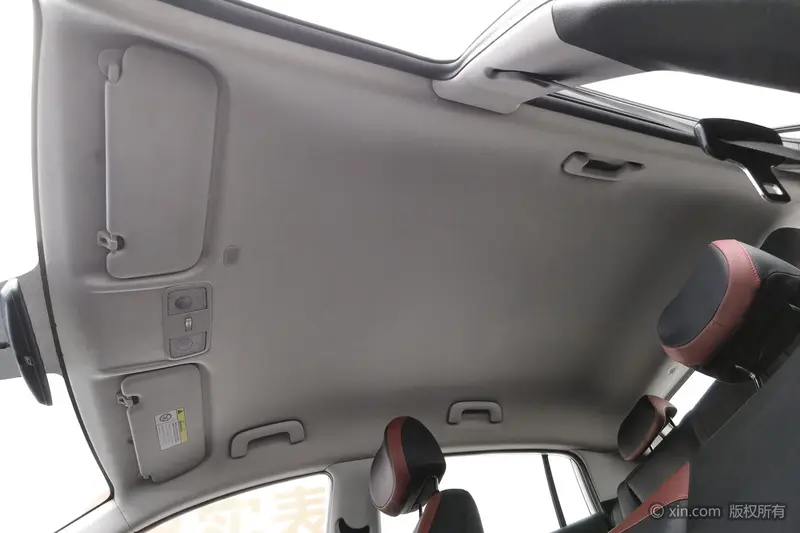 Kia KX CROSS 1.4 L AT GLS — фото 14