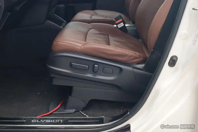 Honda Elysion 2.0L — фото 13