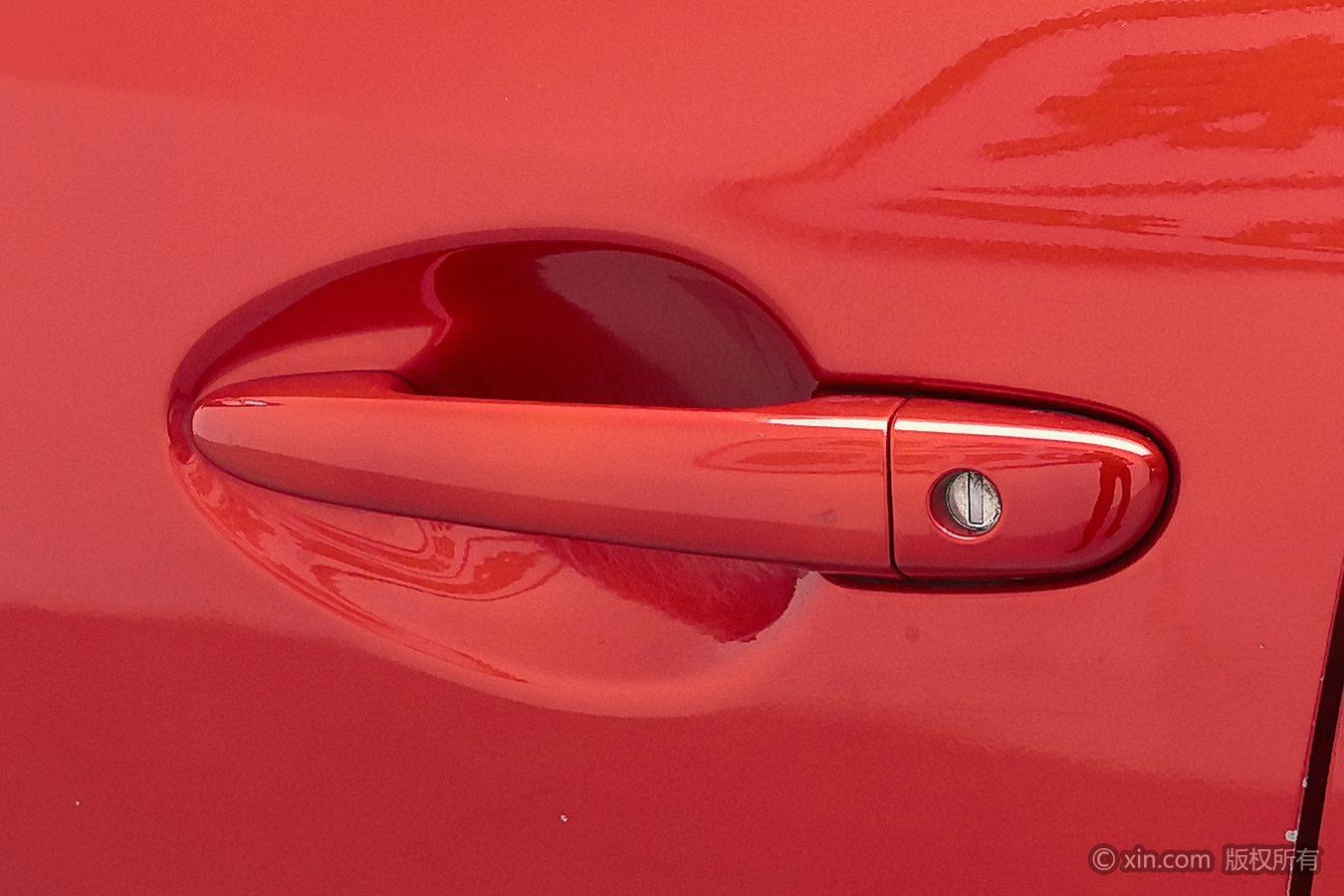 Mazda Mazda3 3 2014 1.5L MT Comfort