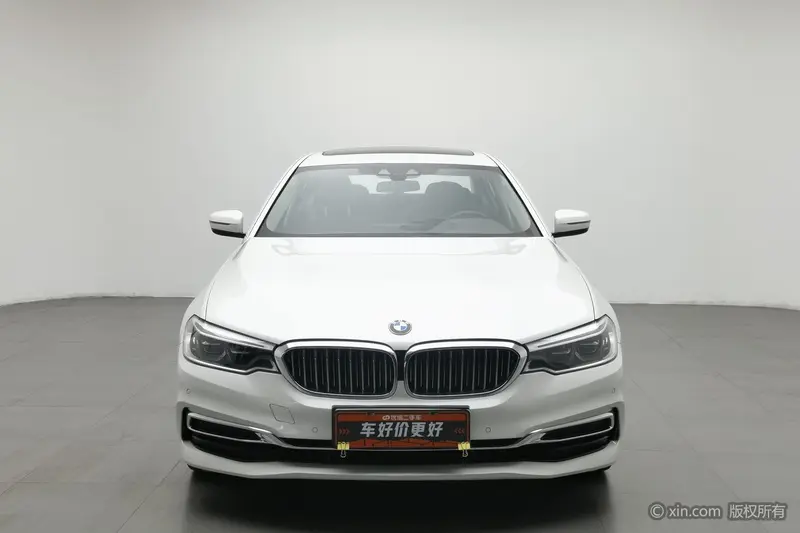 BMW 5 Series — фото 2