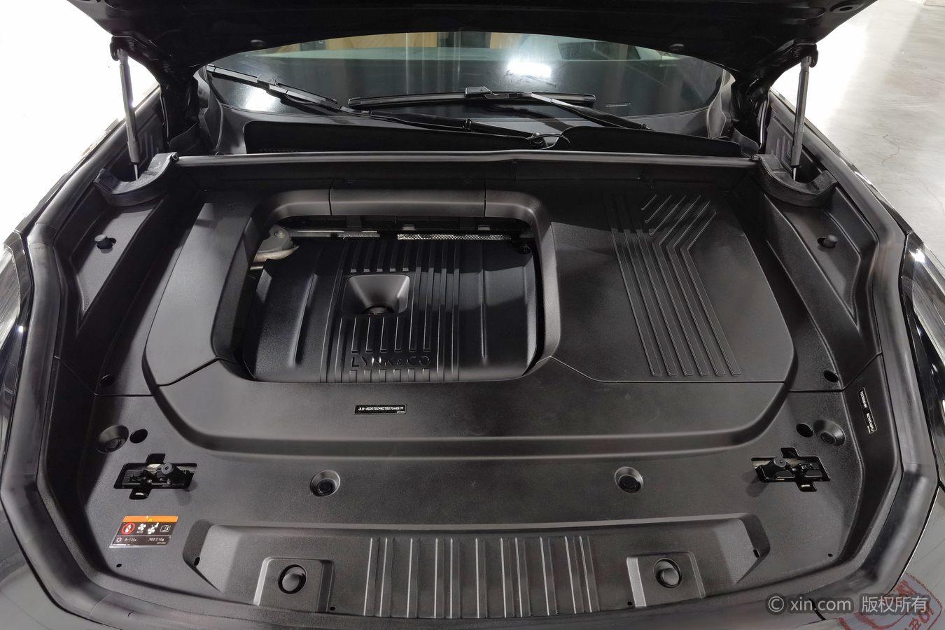 Lynk & Co 09 EM-P 2021 2.0TD местUltra