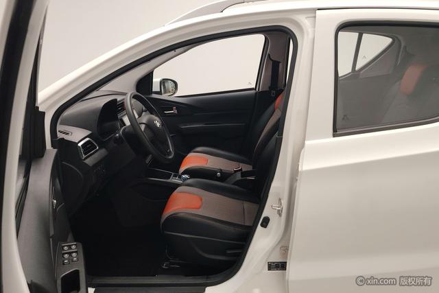 Baic New Energy EC 2018 Белый из Китая, фото 3