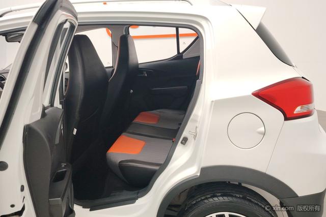 Baic New Energy EC id 3775573 из Китая 19