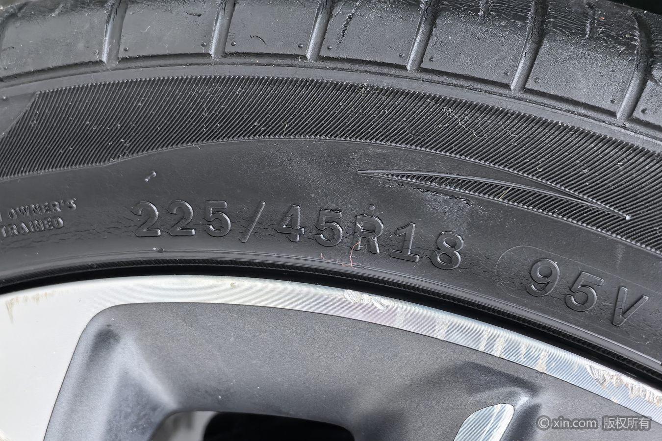 Geely Emgrand GSe GSe 2020 600