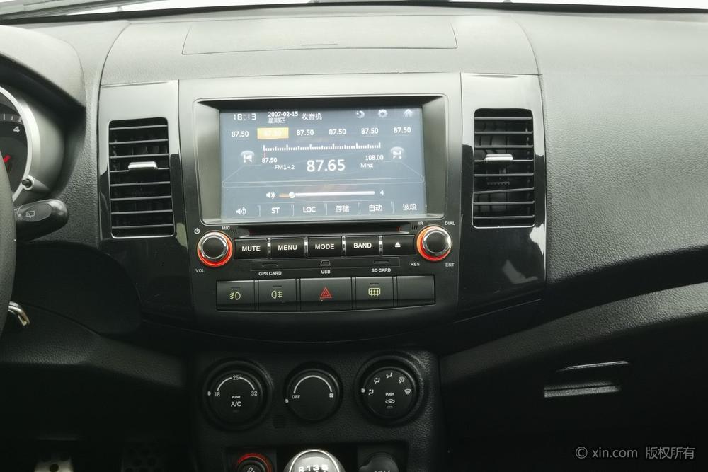 Landwind X8, фото 11