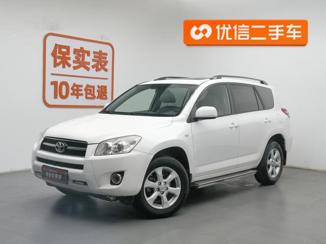 Toyota RAV 4 2010 года выпуска