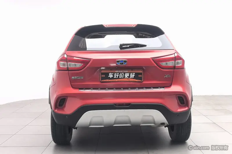 Geely Vision X 3 1.5 L MT Premium — фото 3