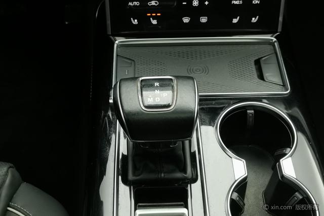 Red flag HS7 id 3775624 из Китая 17