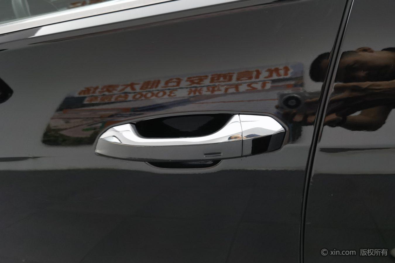 Audi A6L id 4438147 из Китая 16