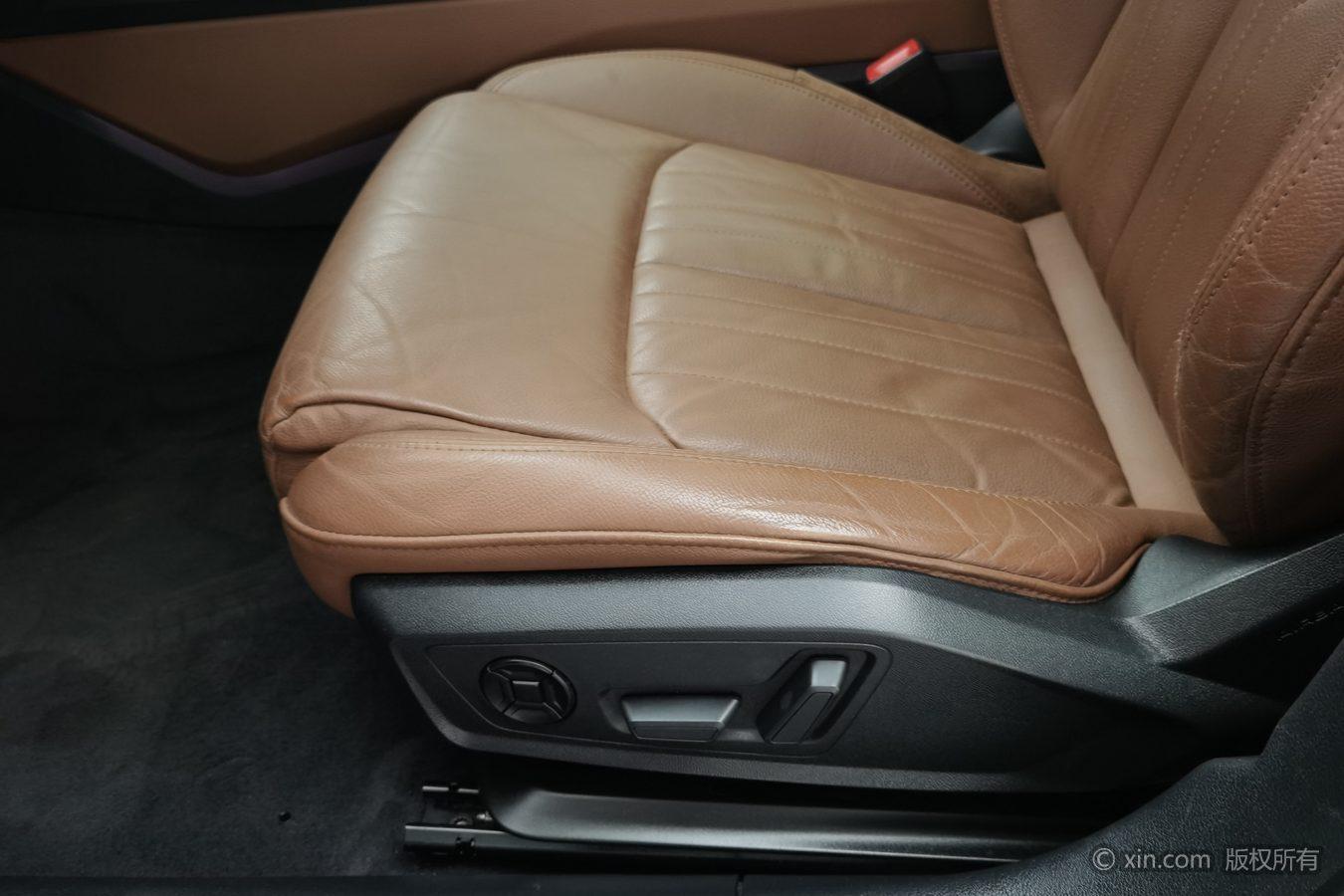 Audi A6L id 4438147 из Китая 18