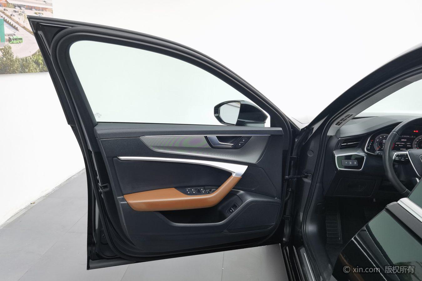 Audi A6L id 4438147 из Китая 19