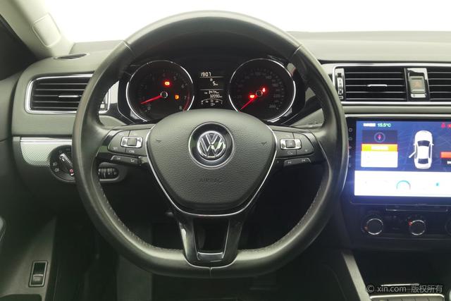 Volkswagen Sagitar 2017 1.6 L MTComfort — фото 15