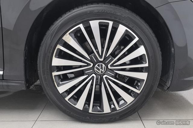 Volkswagen Passat 2021 330 TSI — фото 5