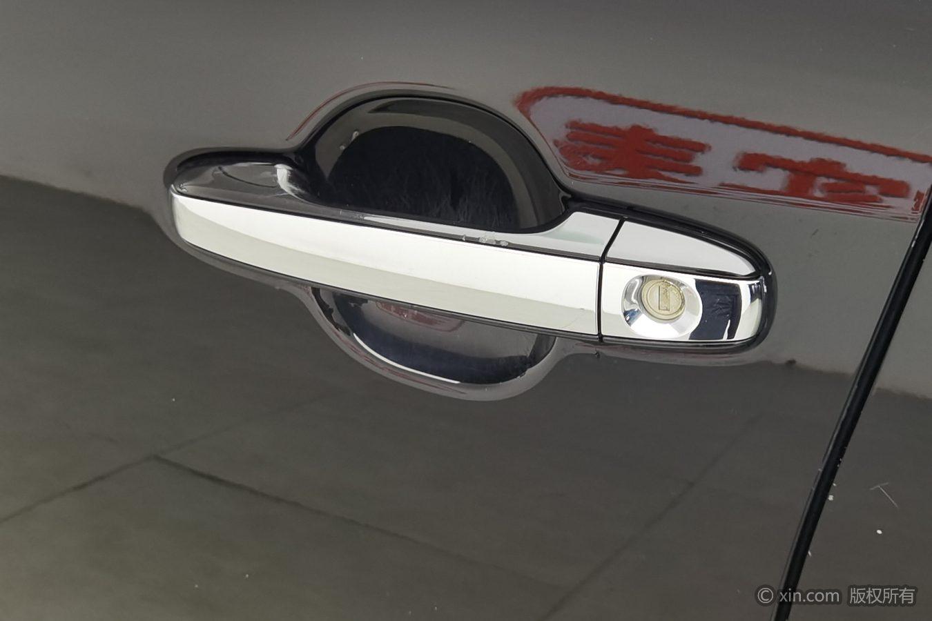 Toyota Camry 2015 2.0G Lead