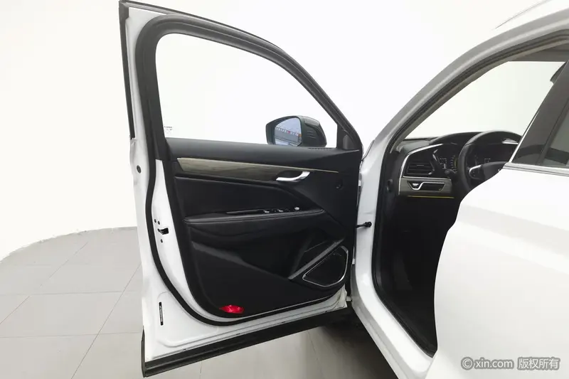 Geely Tugella (Xingyue) — фото 16