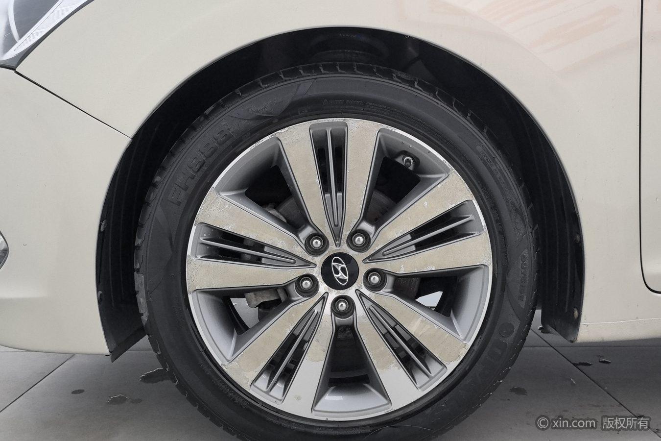 Hyundai Mistra 2014 1.8L AT Luxury DLX