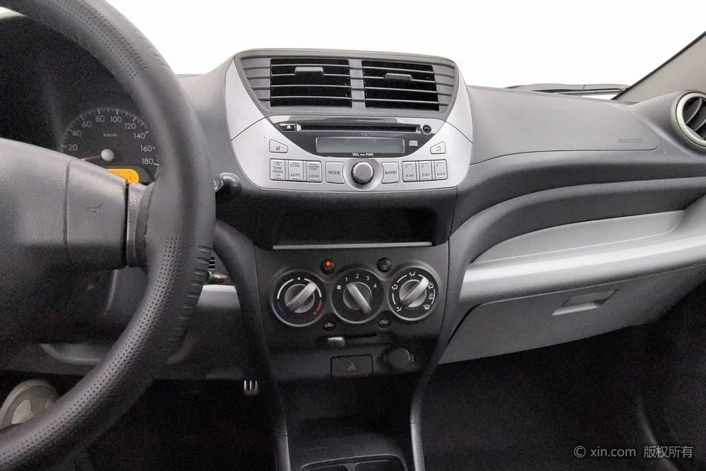 Suzuki Alto, фото 9