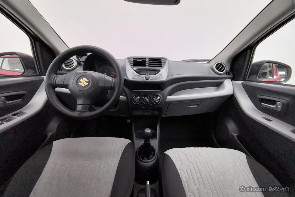 Suzuki Alto, фото 13