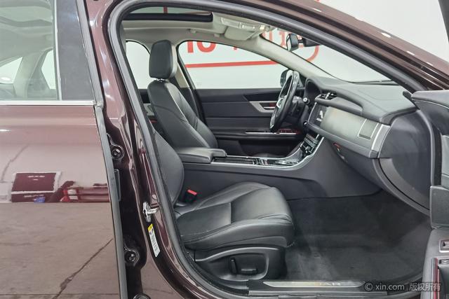 Jaguar XFL id 3837565 из Китая 9