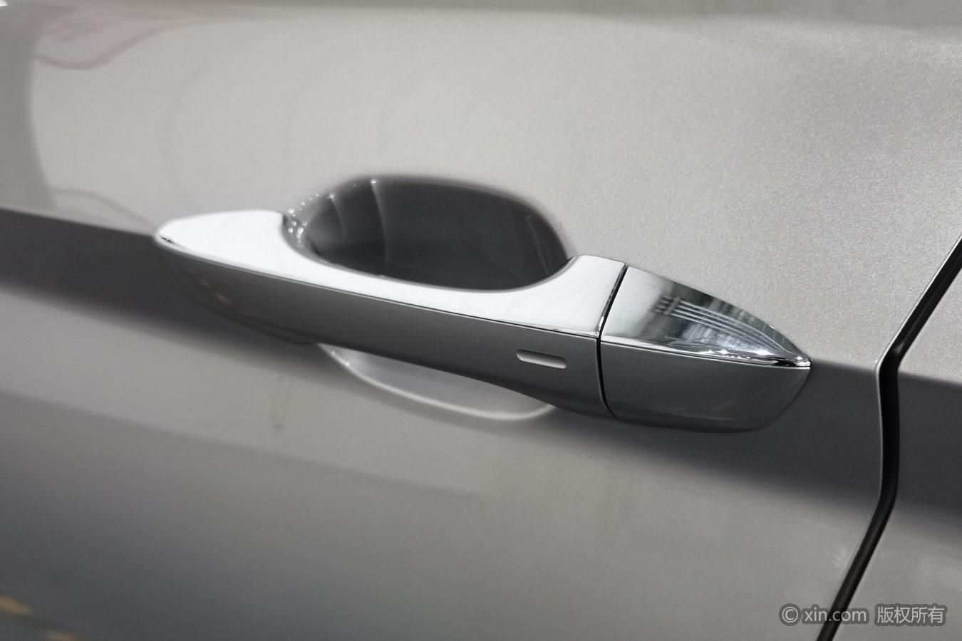Volkswagen Sagitar 2023 300TSI DSG