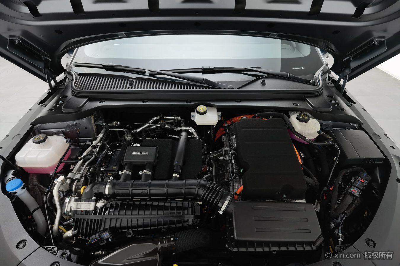 BYD Qin L L DM 2025 Smart Drive DM-i 120KM