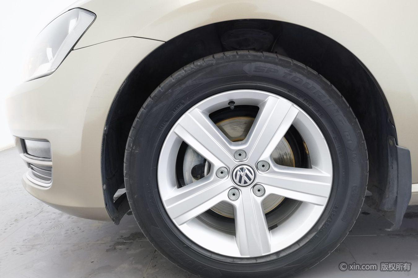 Volkswagen Golf 2015 1.6L AT Comfort