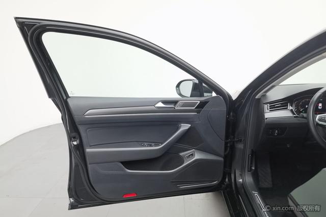 Volkswagen Magotan 2021 Черный из Китая