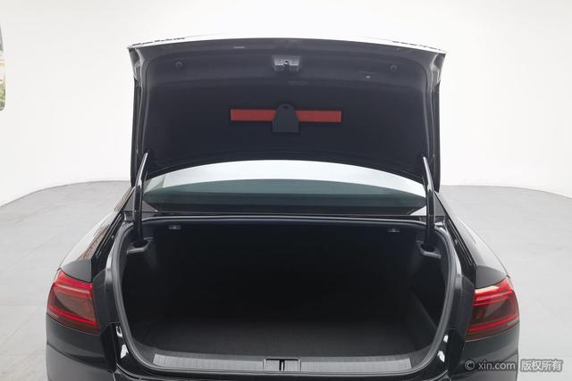 Volkswagen Magotan id 4321156 из Китая 10