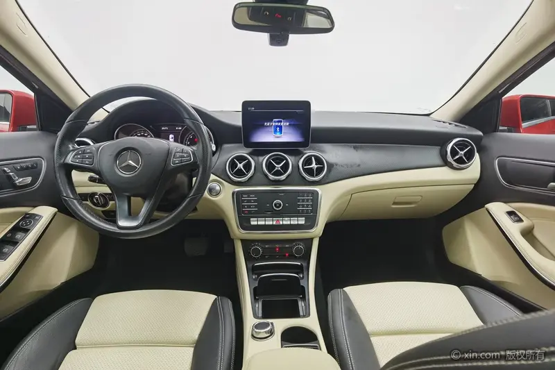 Mercedes-Benz GLA 200 динамик — фото 8