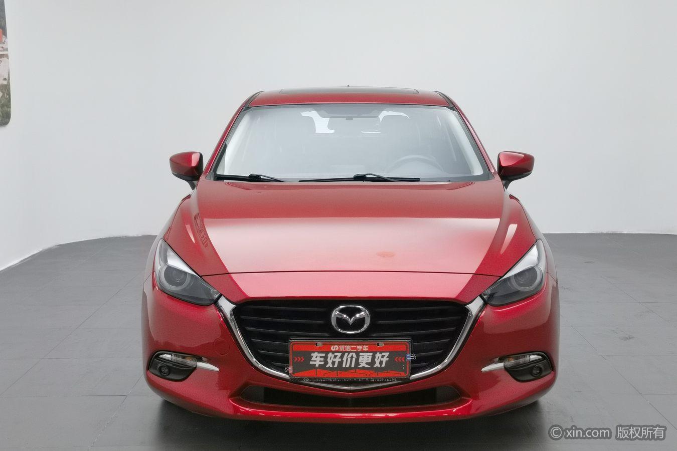 Mazda Mazda3 3 2017 1.5L AT Luxury V