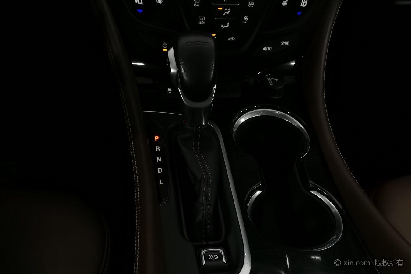 Buick Envision: фотография 17 из 24