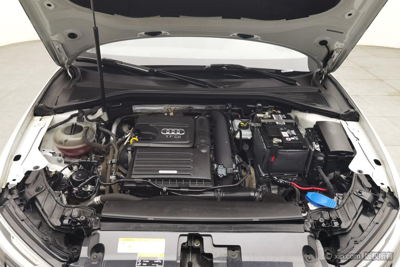 Audi A3 2019 Limousine 35 TFSI Fashion VI