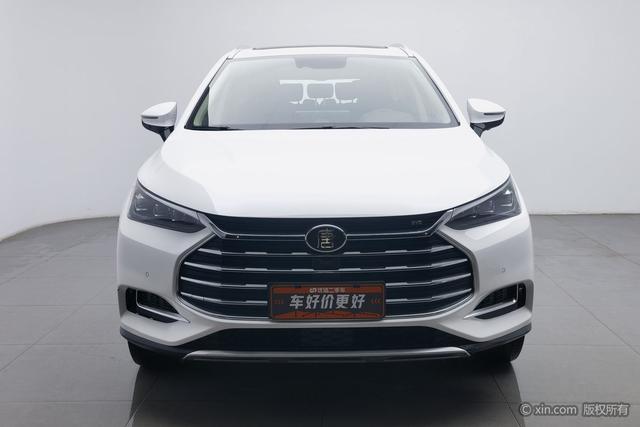 BYD Tang 2018 2.0 T AT Premium 7 V — фото 2