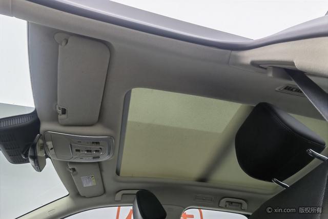 BYD Tang 2018 2.0 T AT Premium 7 V — фото 20