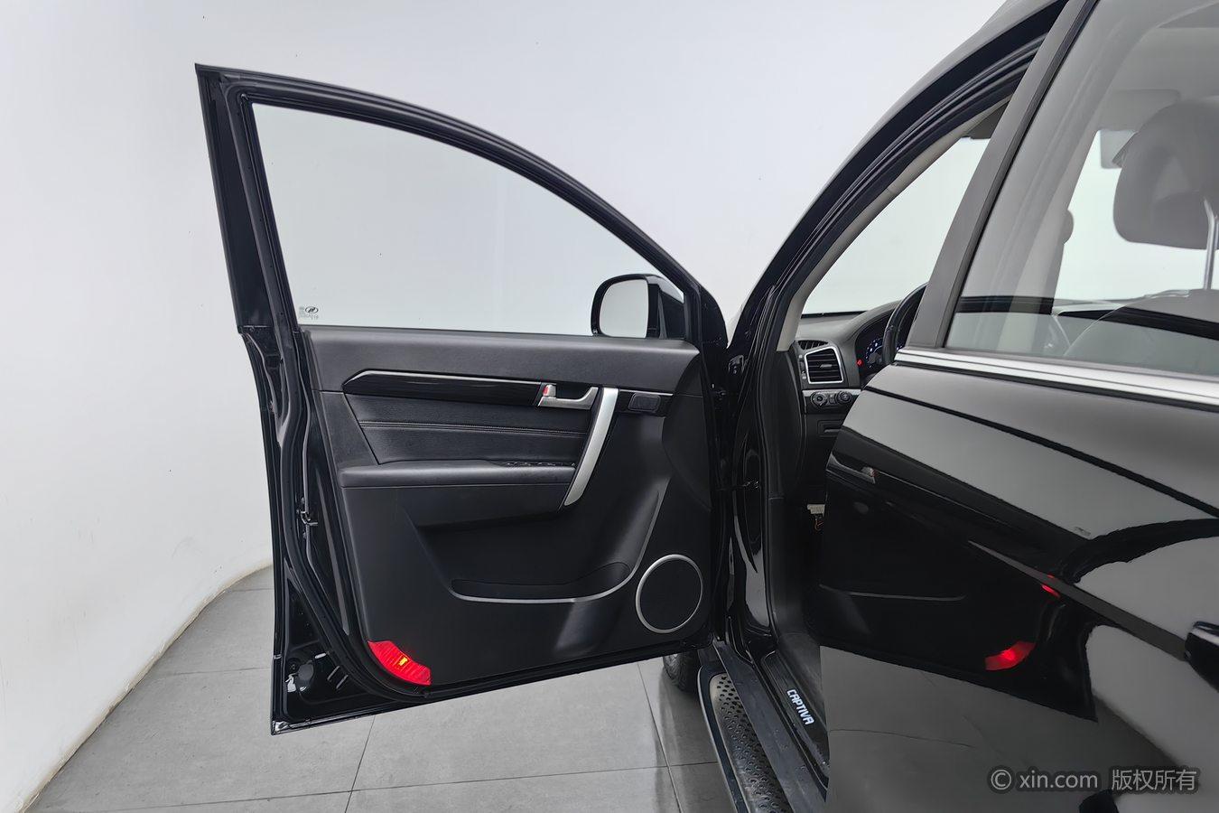 Chevrolet Captiva — фотографии объявления, Фото 12