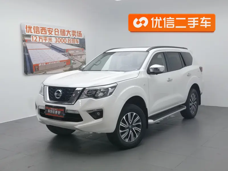 Nissan Terra 2.5 L AT 4 WD Luxury